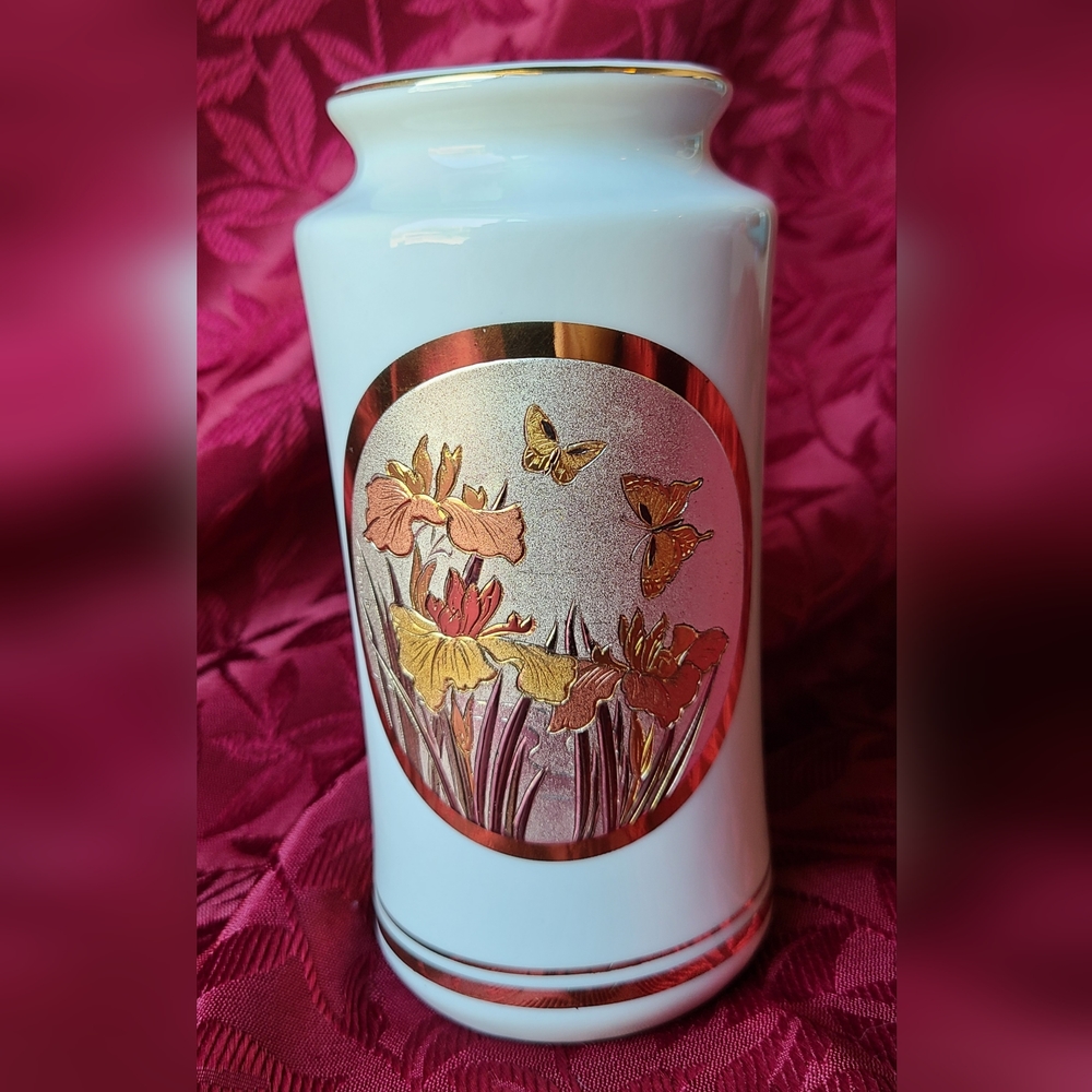 Japanese Vase: 'The Art of Chokin'